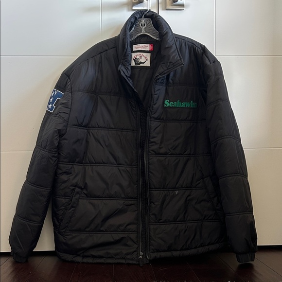 Mitchell & Ness Other - Seattle Seahawks Black NFC Throwback Mitchell & Ness Puffer Jacket